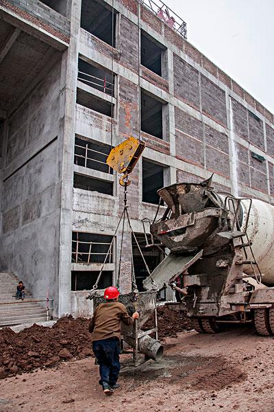 万州房屋建筑施工工地现场